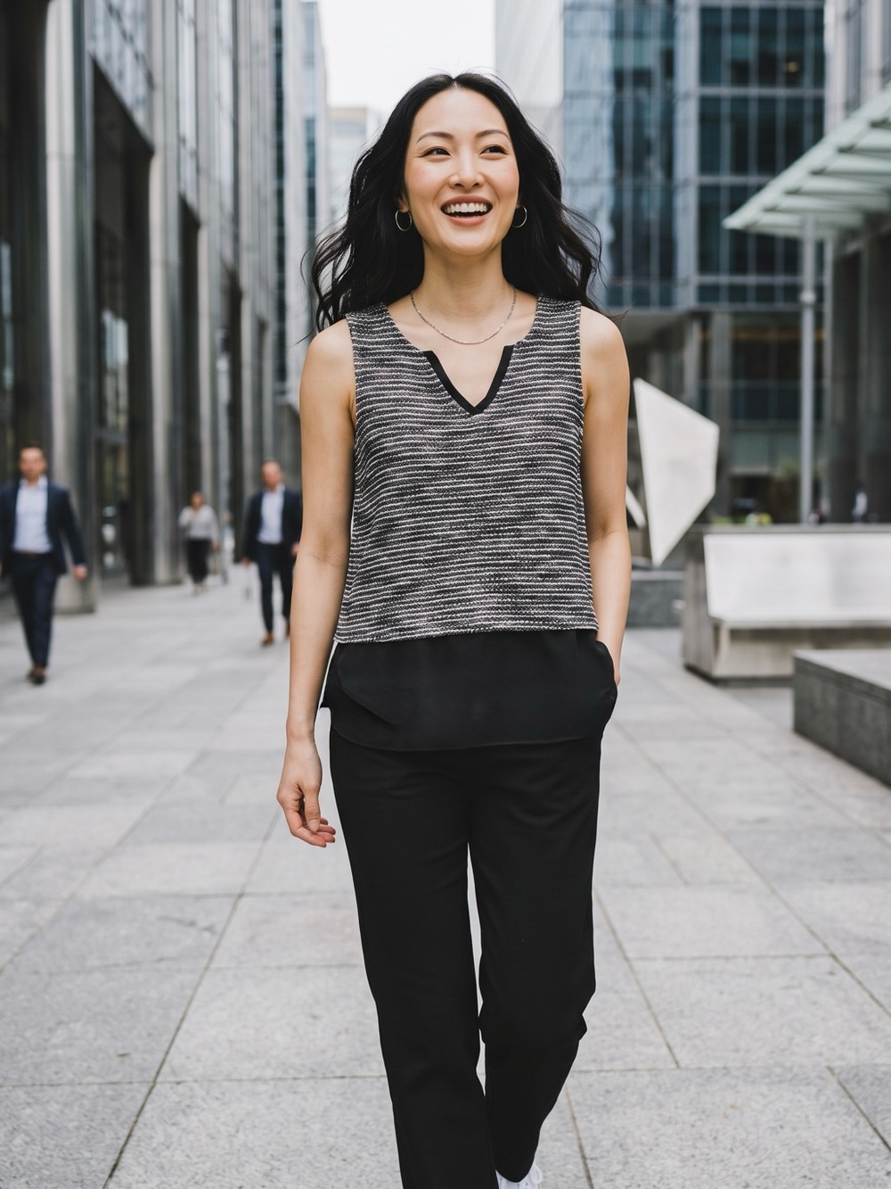 Sanctuary Black and Gray Layered Knit V-Neck Tunic